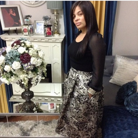 Meet your Posher, Patricia - Picture 2 of 4